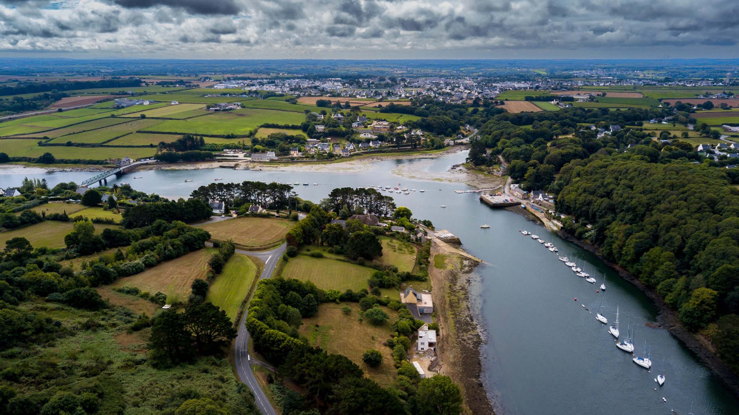 vue aérienne d'une rivière - sejour en bretagne